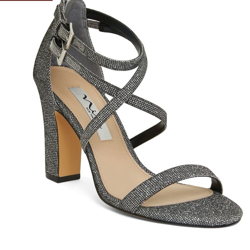 Shari Heel in Silver And Black by Nina. Shiny Strappy Heels zip up back Size 7